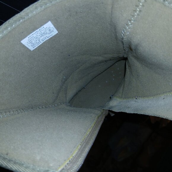 ESTRAVELRITE Mid-Calf Camel Suede Boots EUC - Picture 11 of 11